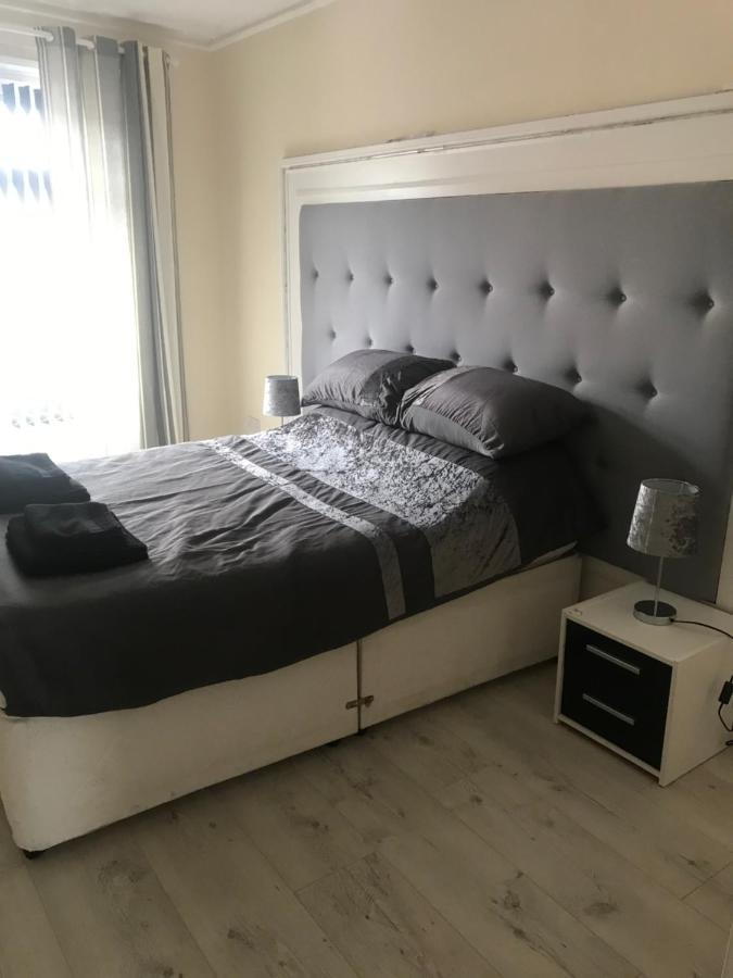 Sandy Pad'S Apartments Ріл Екстер'єр фото