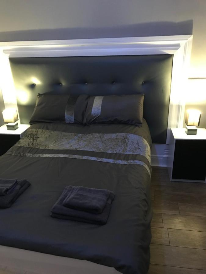 Sandy Pad'S Apartments Ріл Екстер'єр фото